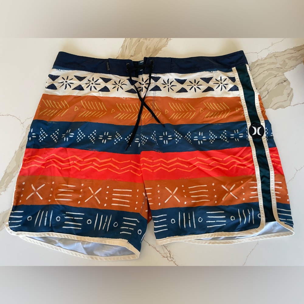 HURLEY mens XL board shorts